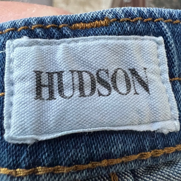 NWOT Hudson 2T Girls Floral Jean Shorts - Picture 4 of 5